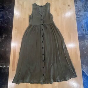 Madewell Sleeveless Button-Front Maxi Dress in Olive Green